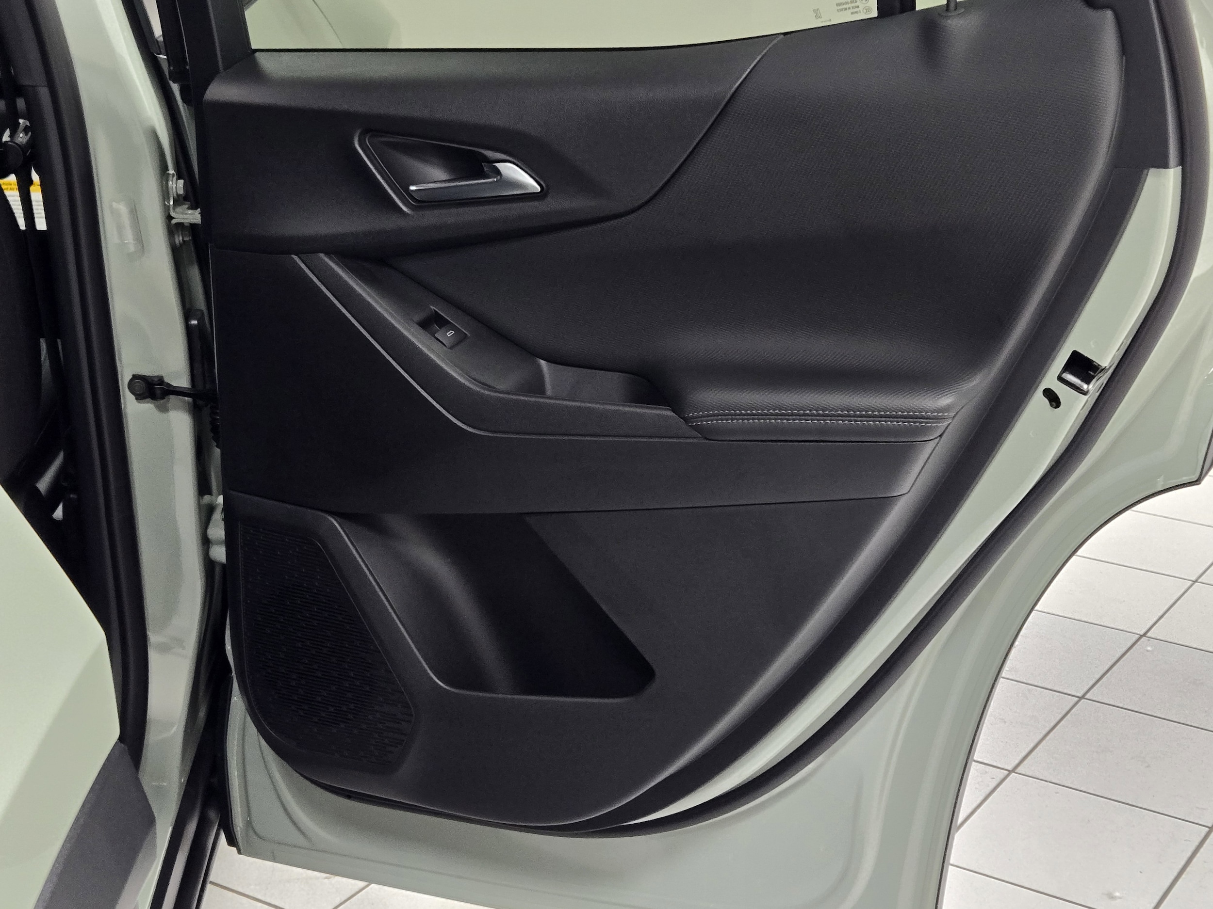 2026 Chevrolet Equinox LT - Photo 7