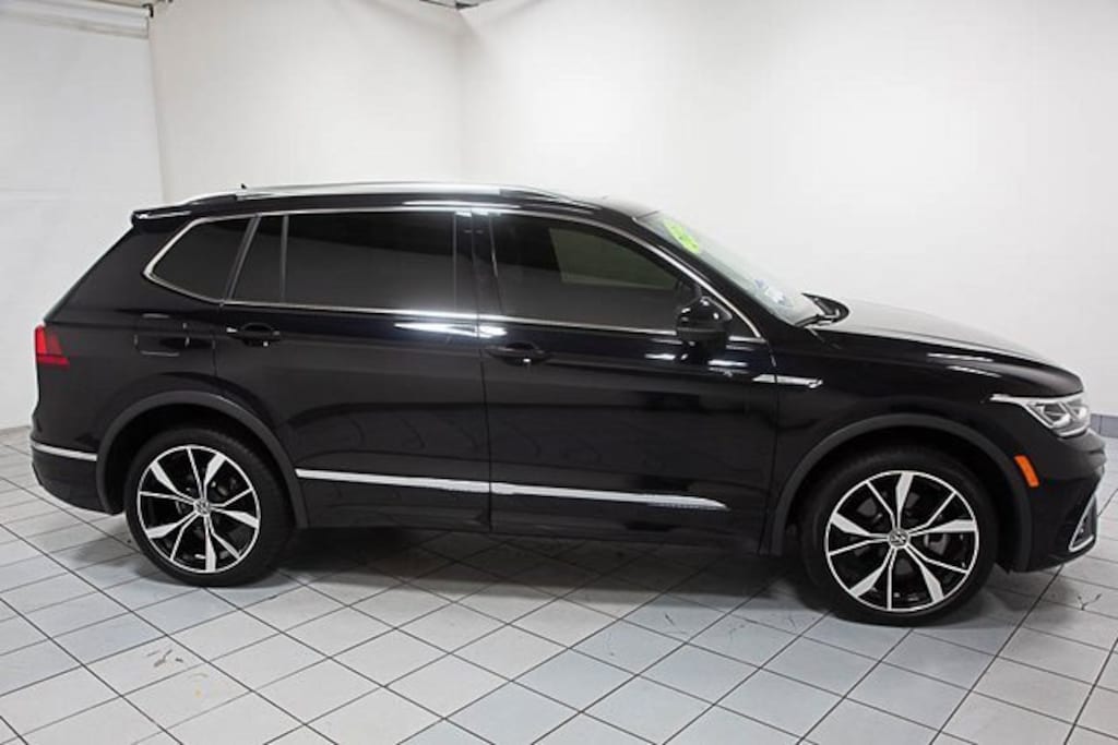 Used 2023 Volkswagen Tiguan 2.0T SEL R-Line SUV