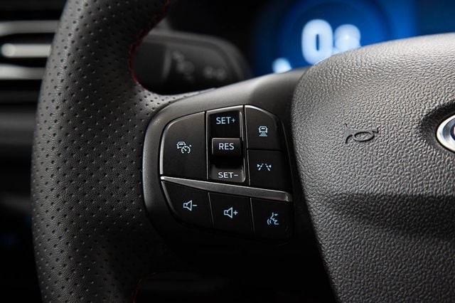 2023 Ford Escape ST-Line Elite - Photo 13