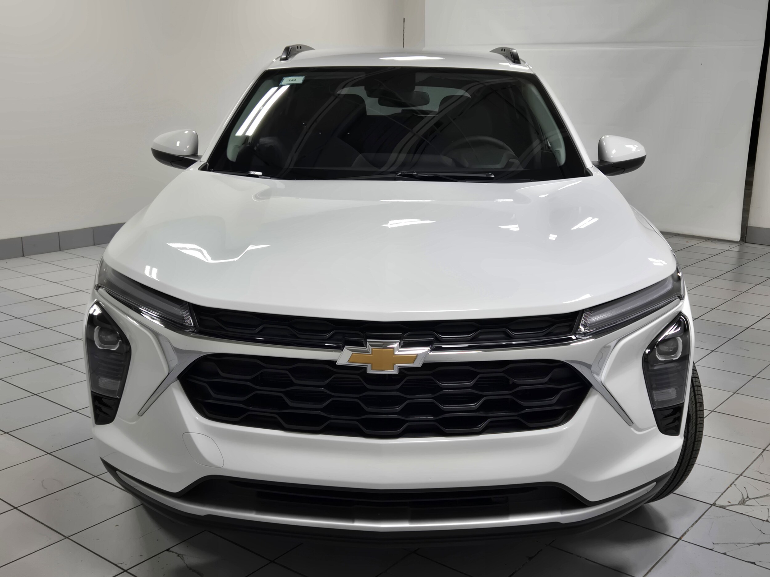 2026 Chevrolet Trax LT photo 2