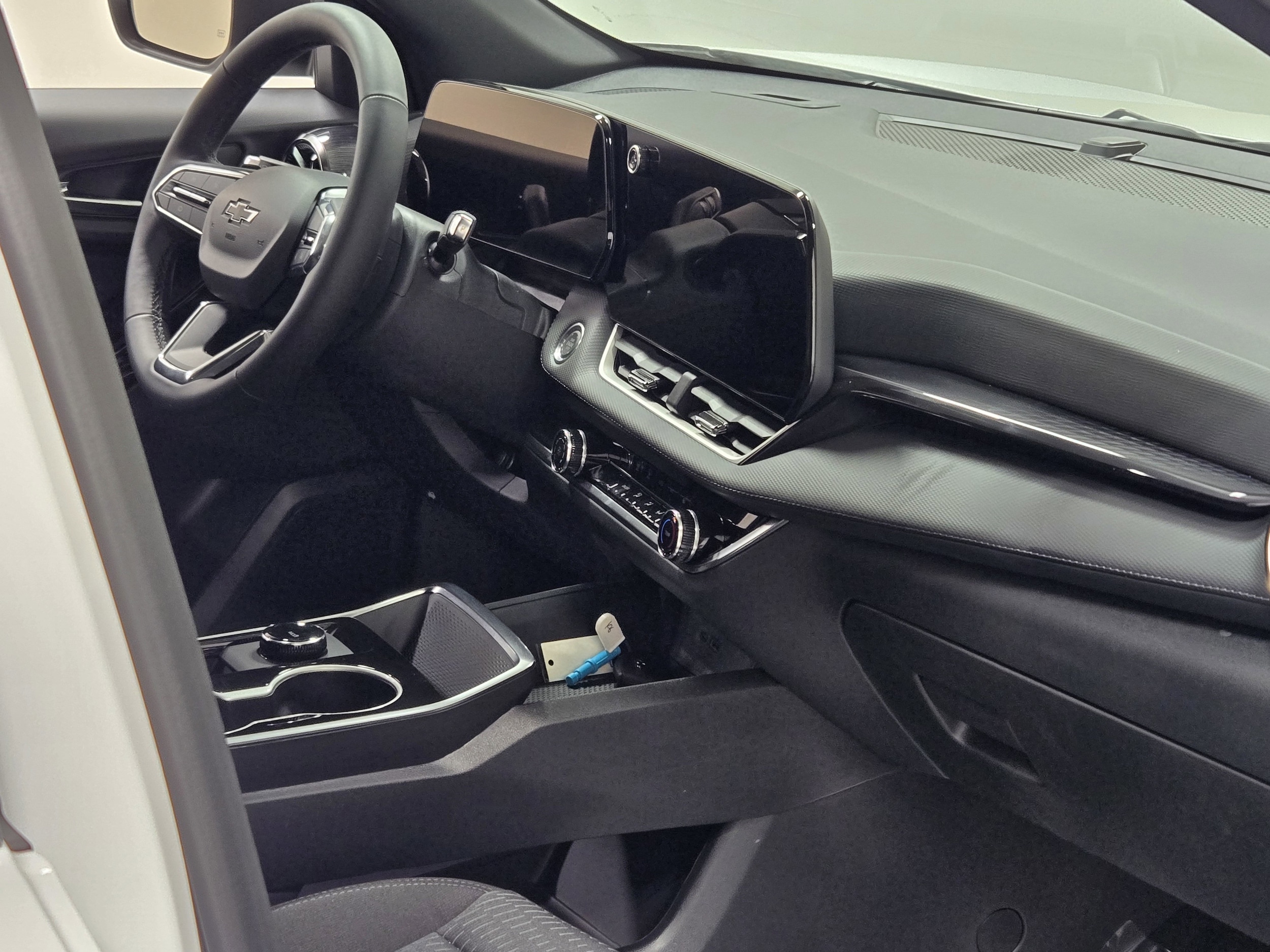 2026 Chevrolet Equinox LT - Photo 7