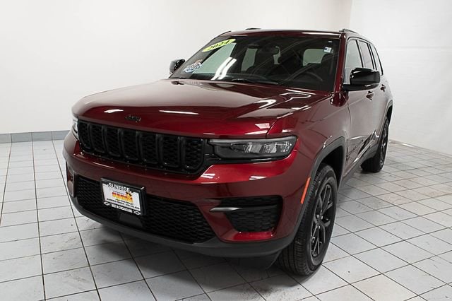 2024 Jeep Grand Cherokee Altitude X 4x4's photo