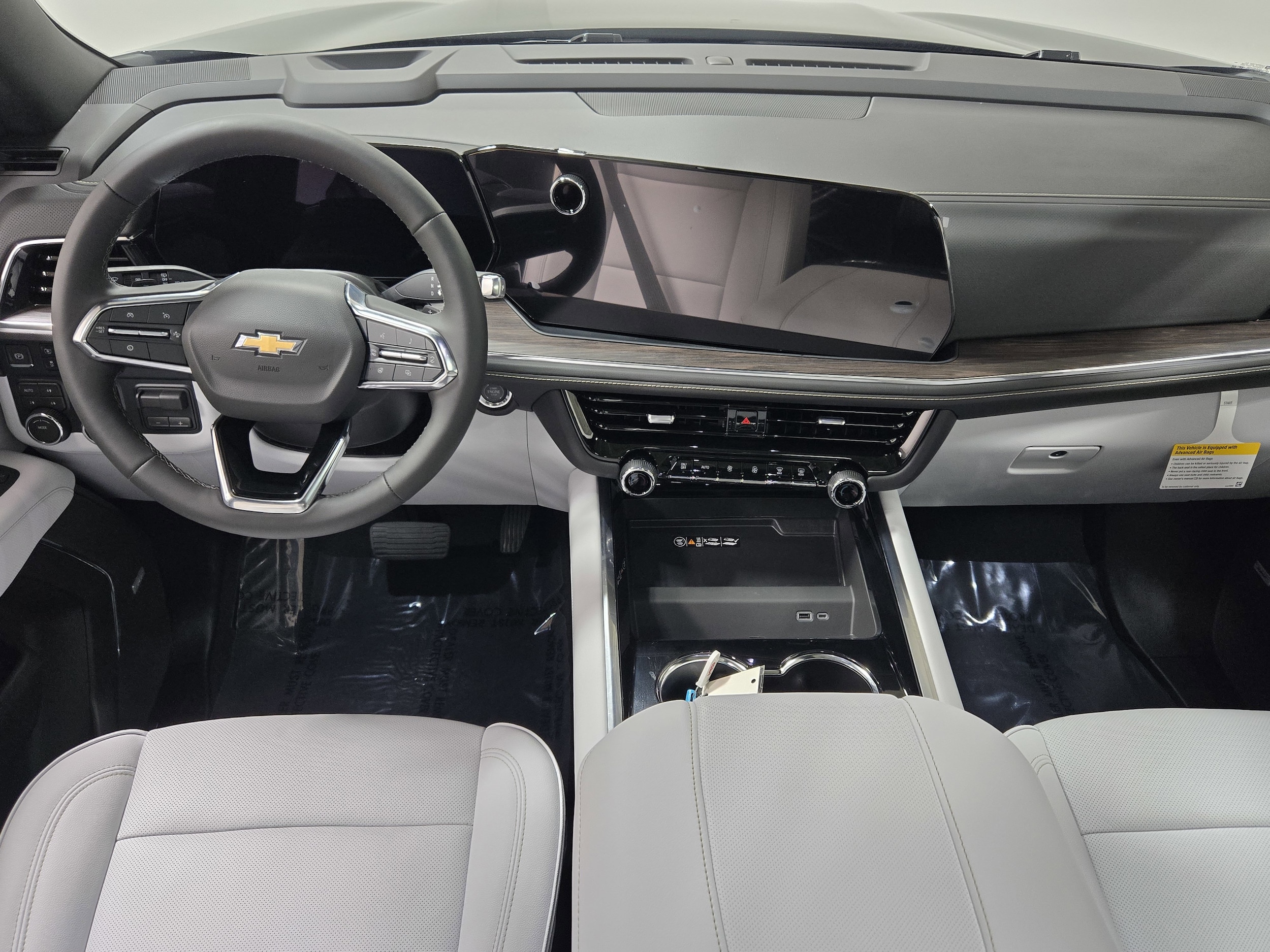 2026 Chevrolet Suburban Premier - Photo 21
