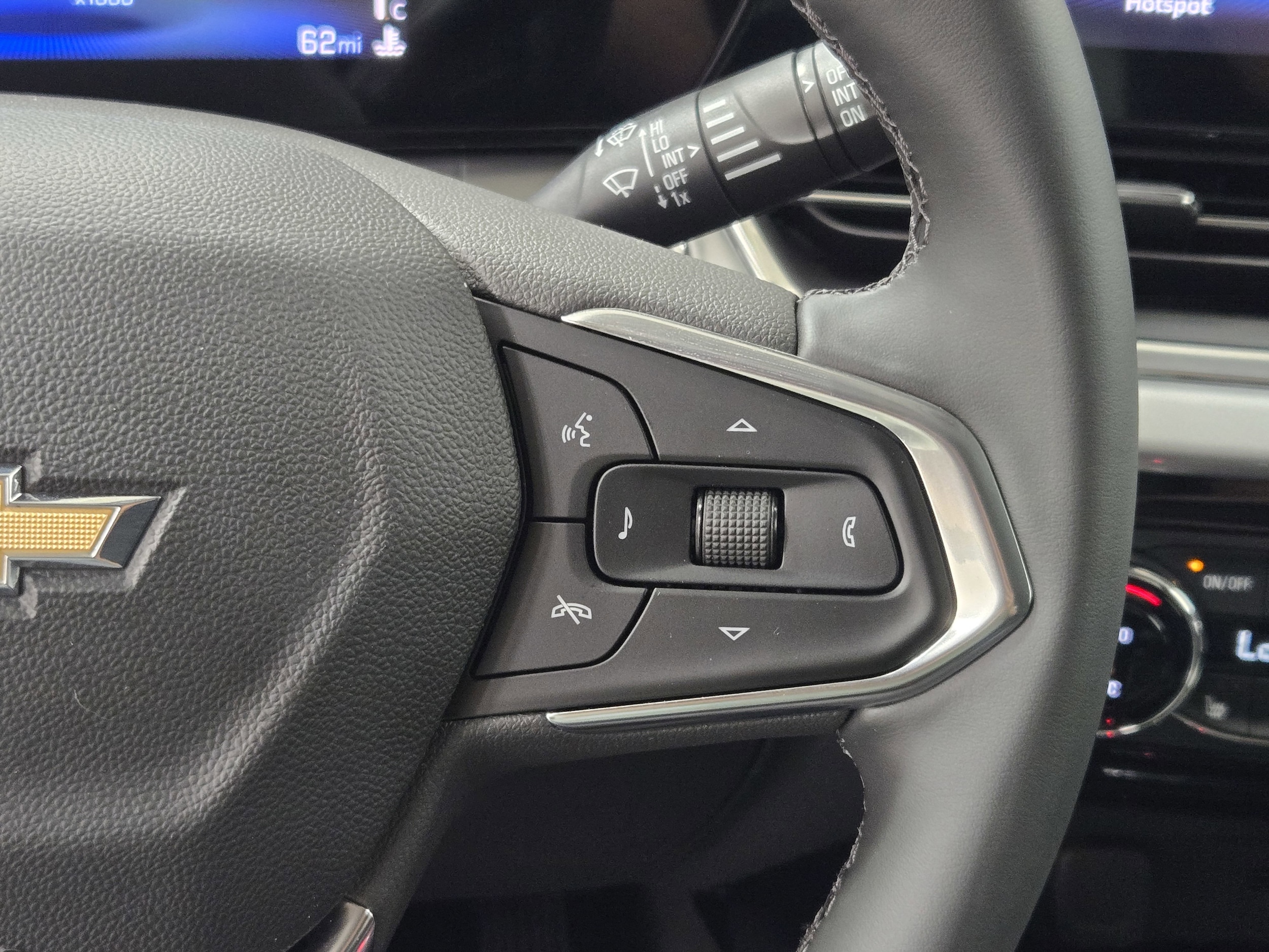 2026 Chevrolet Trax LT - Photo 29