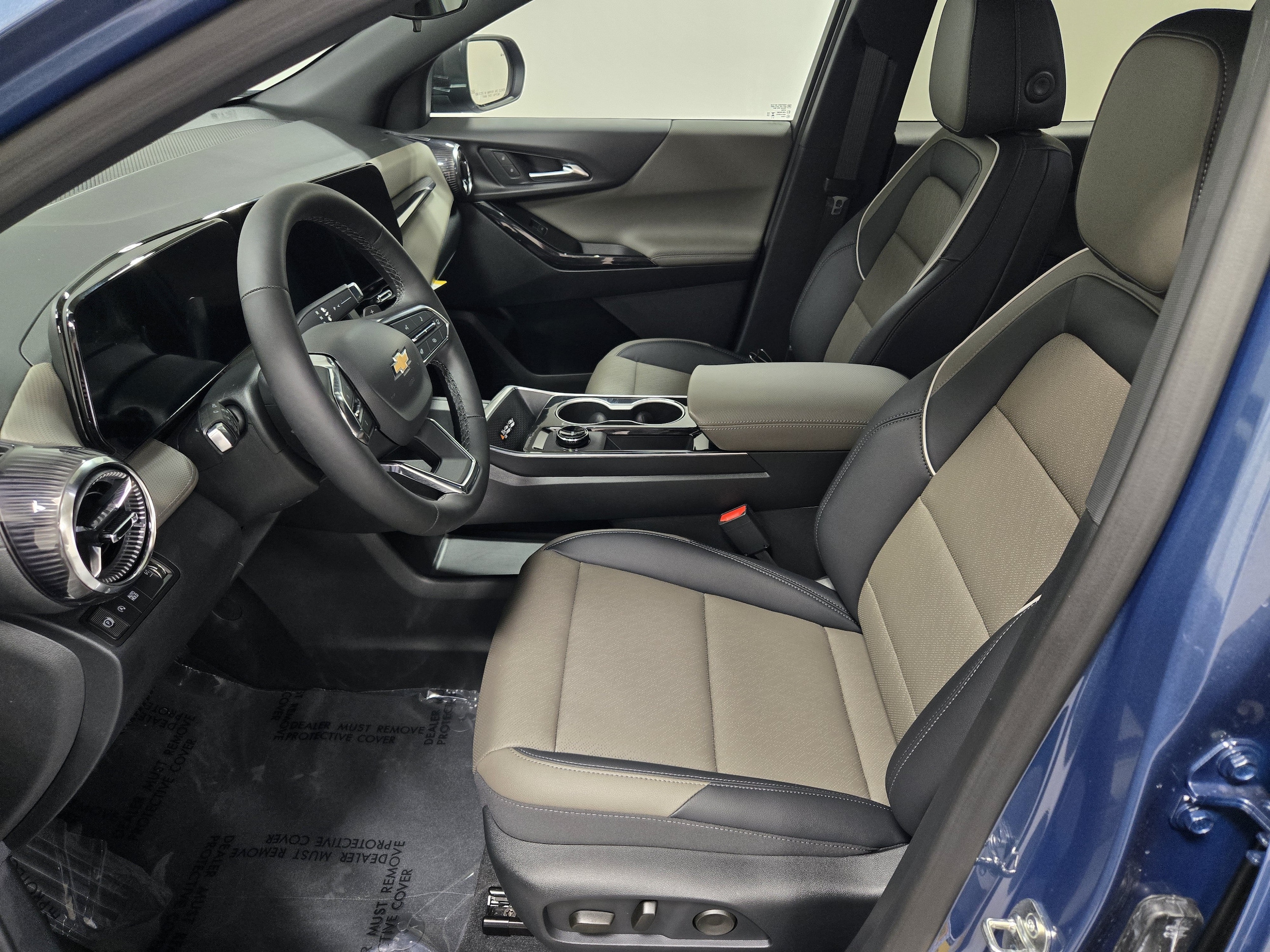 2027 Chevrolet Equinox LT - Photo 21