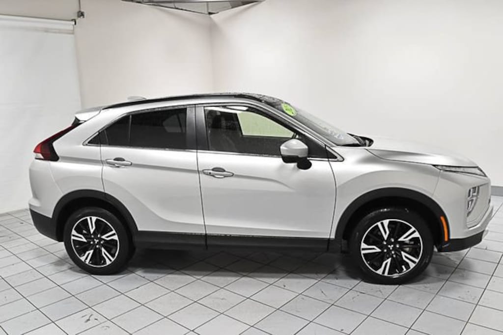 Used 2025 Mitsubishi Eclipse Cross SE SUV