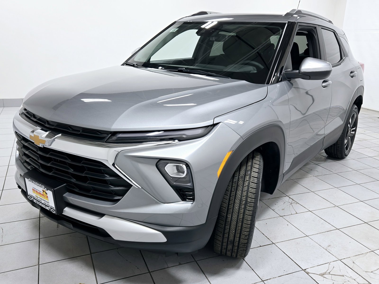 2025 Chevrolet Trailblazer LT photo 3