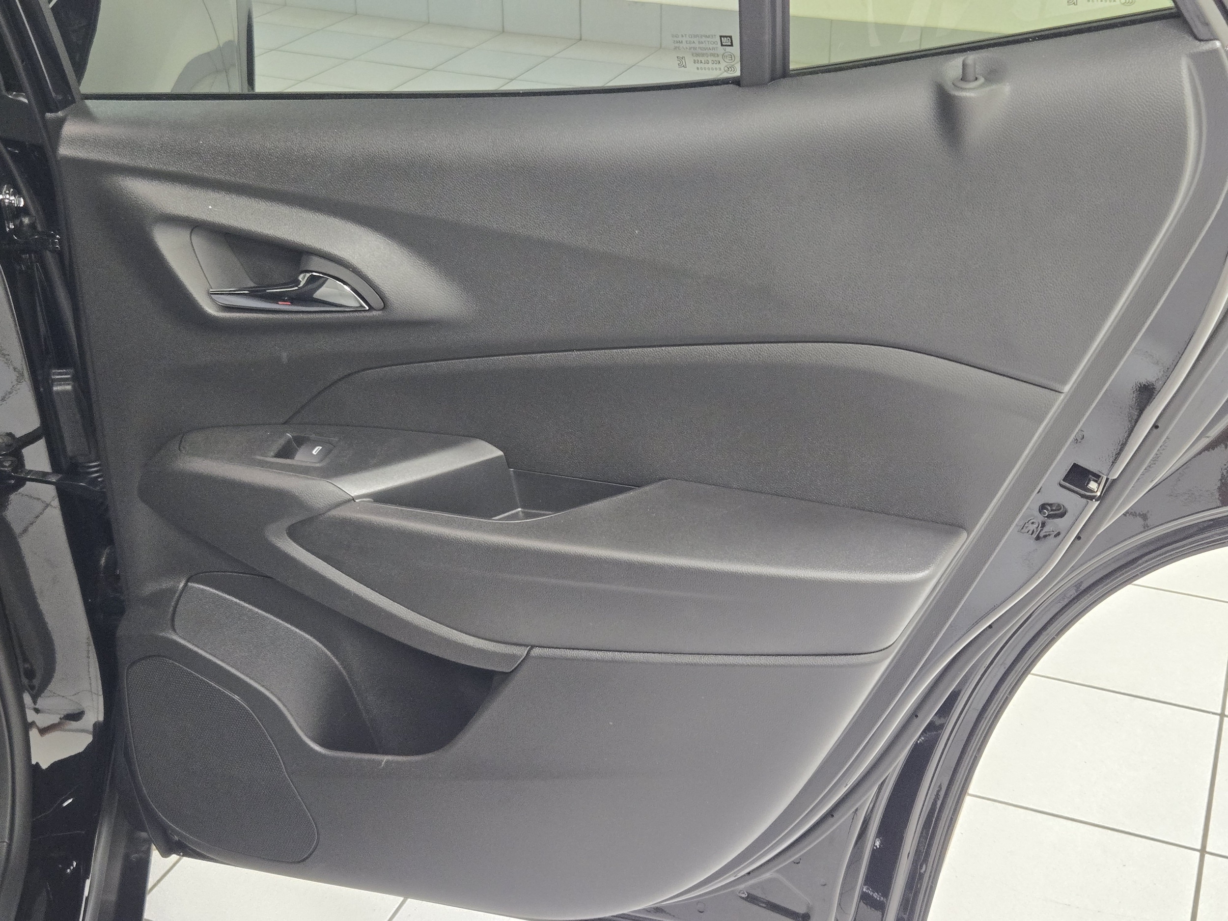 2026 Chevrolet Trax RS - Photo 8