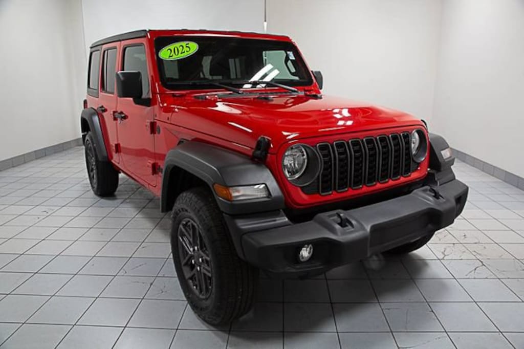 Used 2025 Jeep Wrangler 4-Door Summit 4x4 SUV