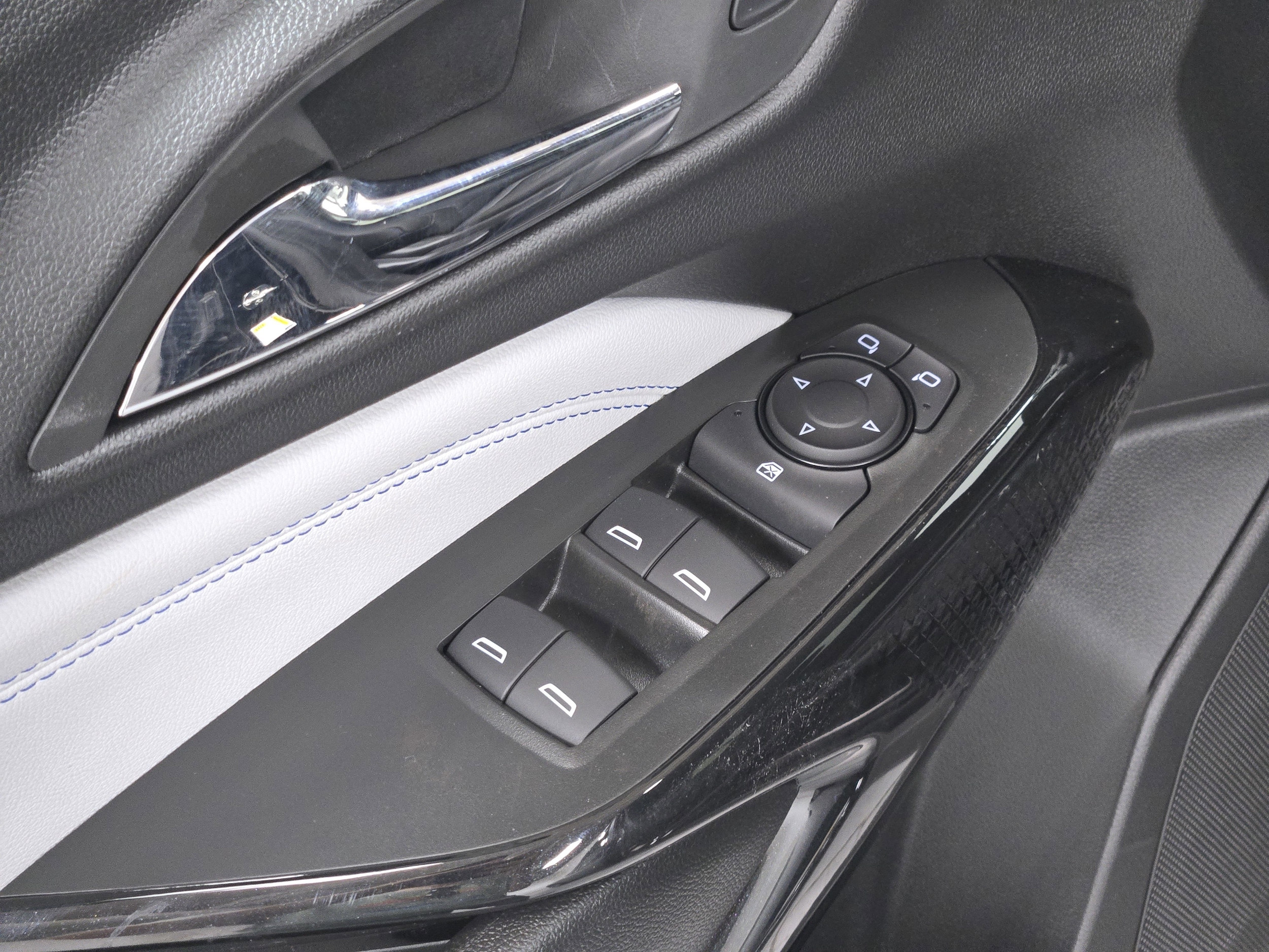 2026 Chevrolet Trax LT - Photo 19