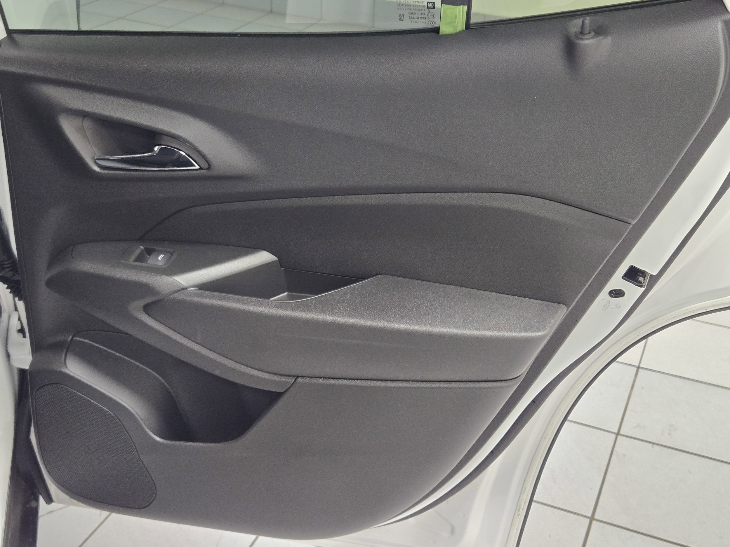 2026 Chevrolet Trax LT - Photo 9