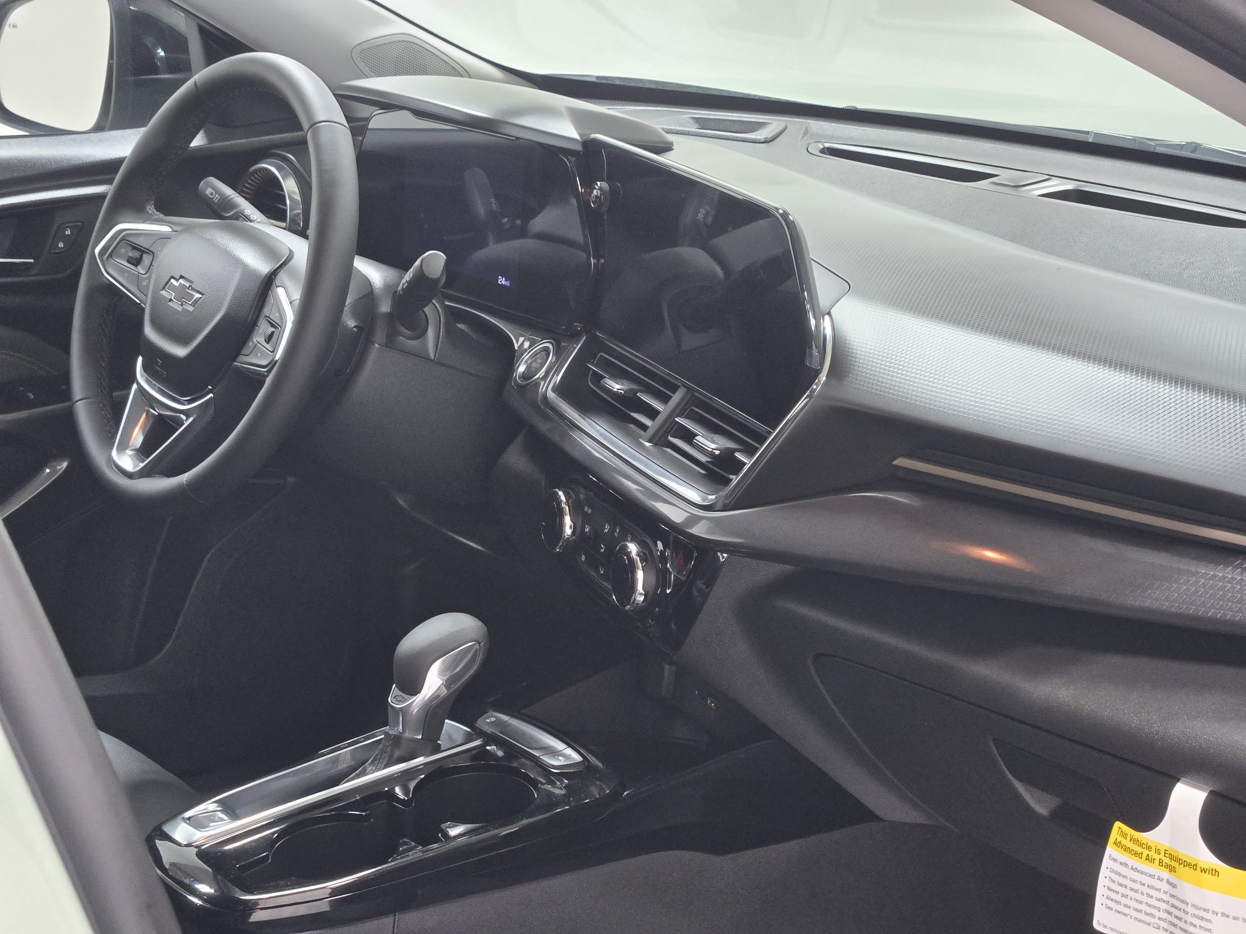 2026 Chevrolet Trax Activ - Photo 7