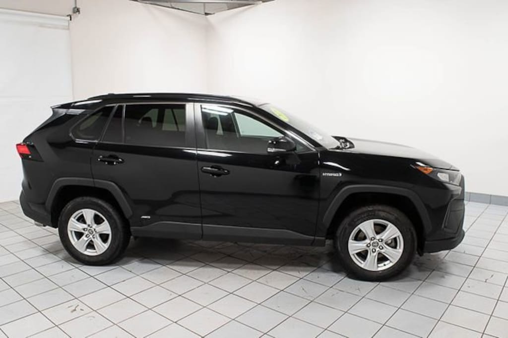 Used 2021 Toyota RAV4 Hybrid LE SUV