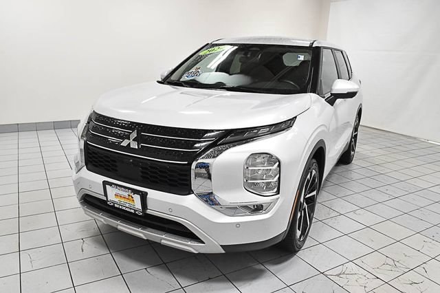 2024 Mitsubishi Outlander