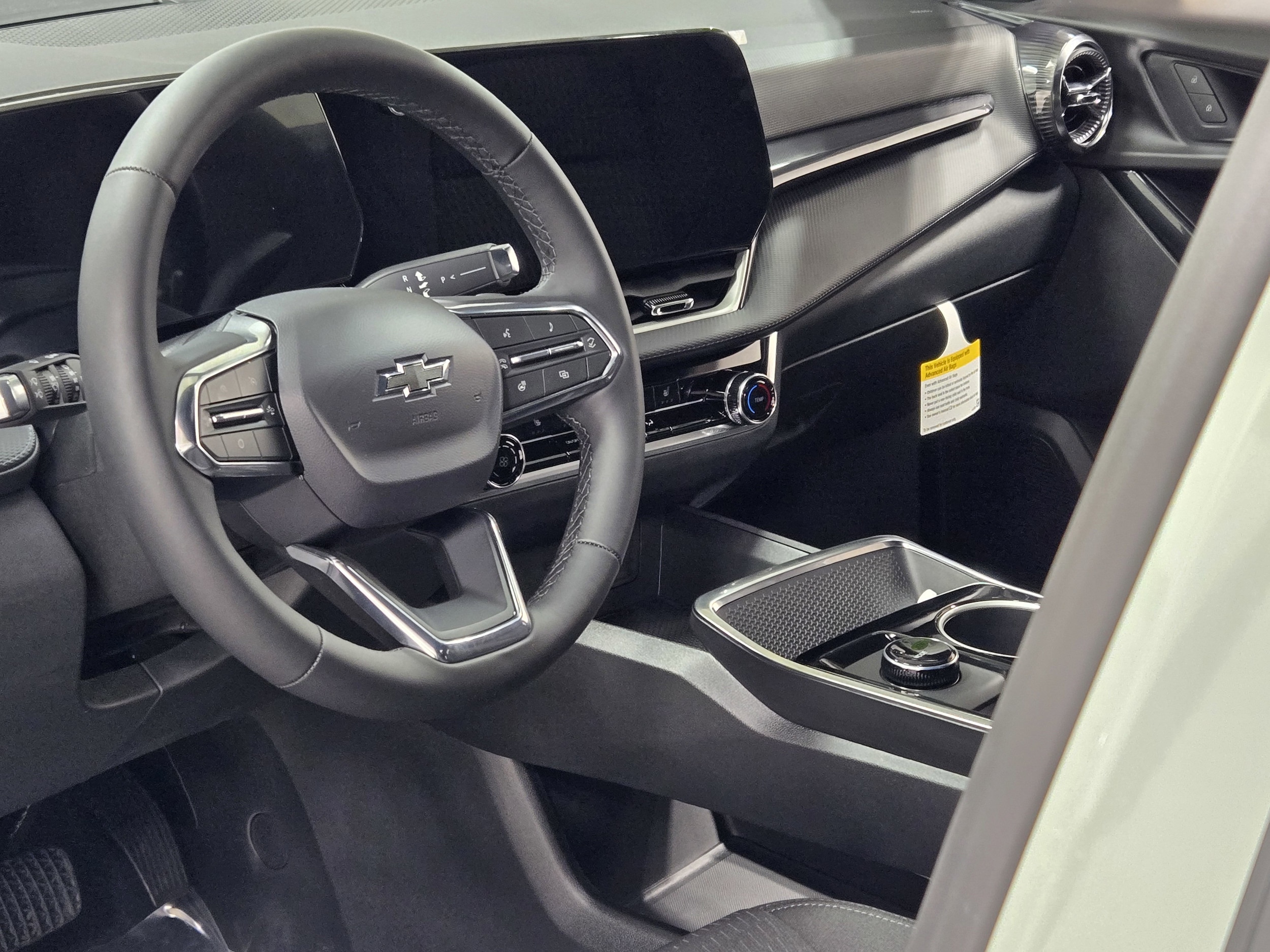 2026 Chevrolet Equinox LT - Photo 21