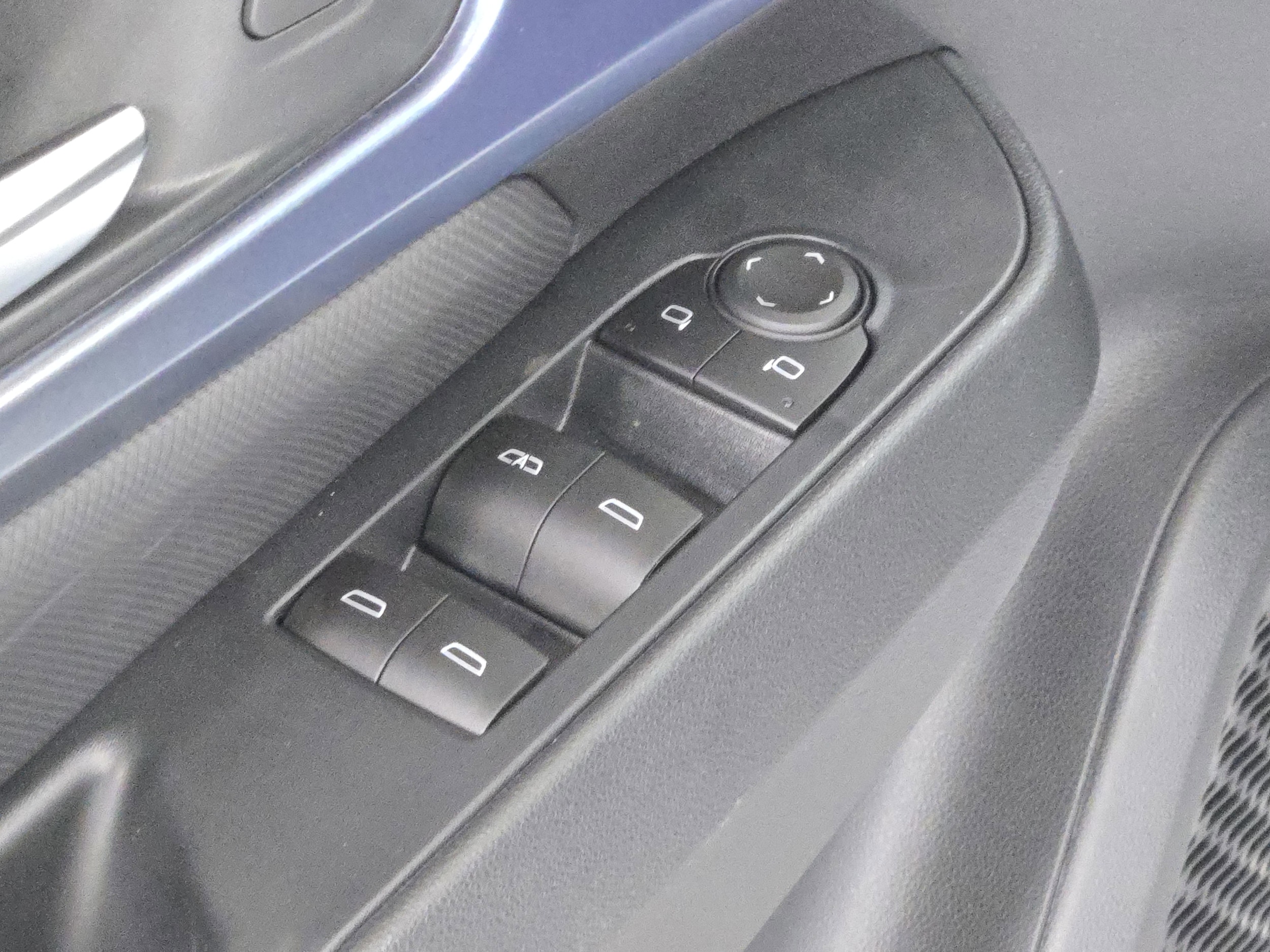 2026 Chevrolet Equinox EV 2LT - Photo 19