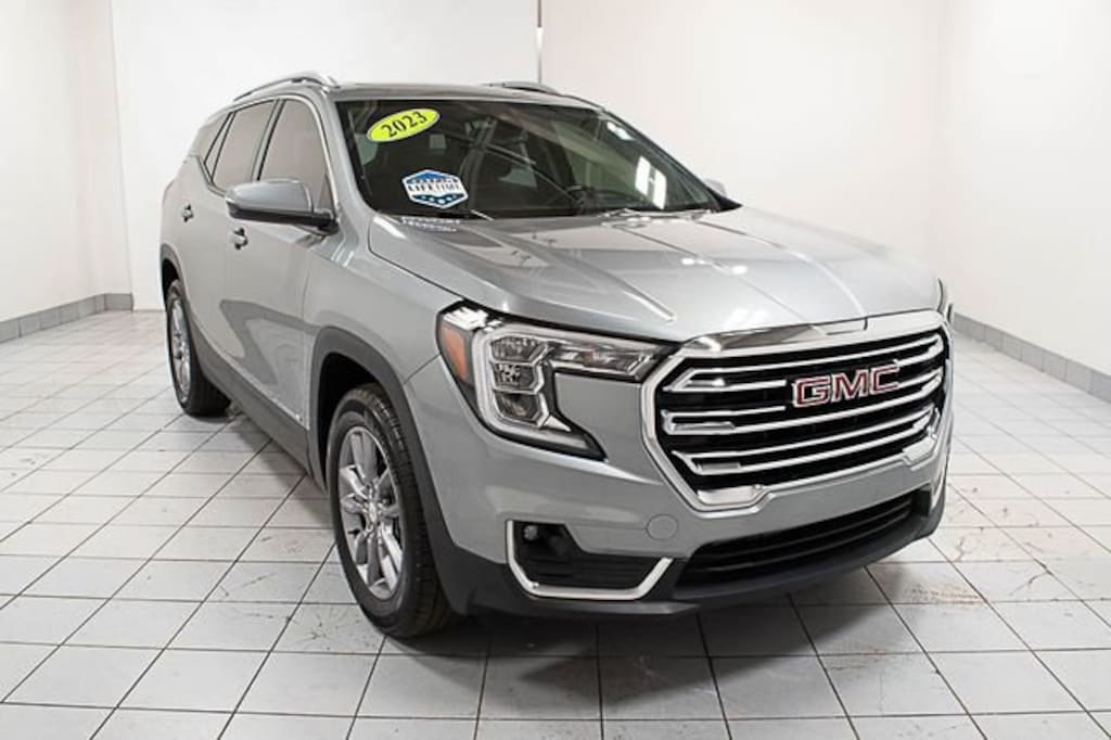 Used 2023 GMC Terrain SLT SUV