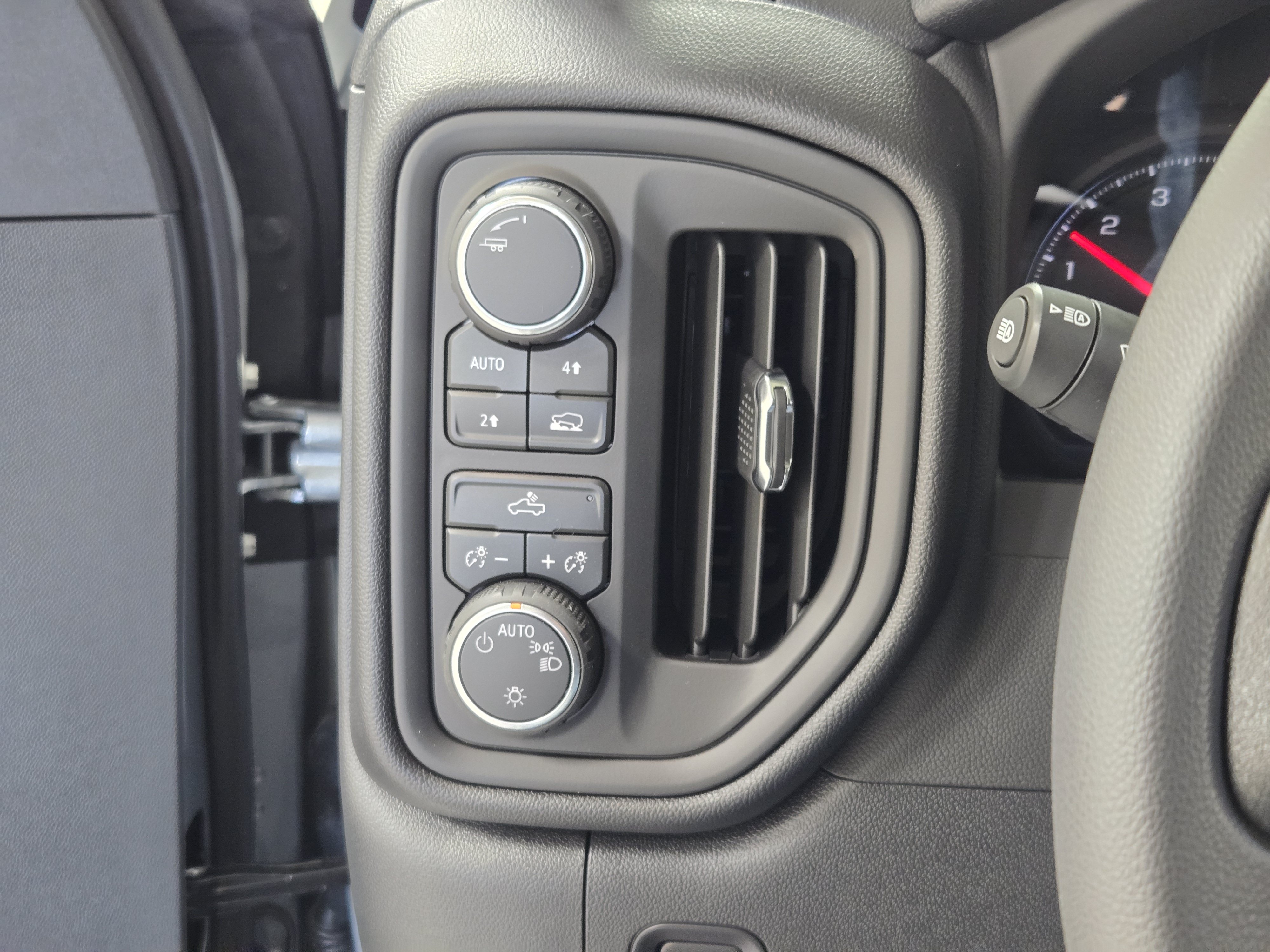 2026 Chevrolet Silverado 1500 Custom - Photo 27