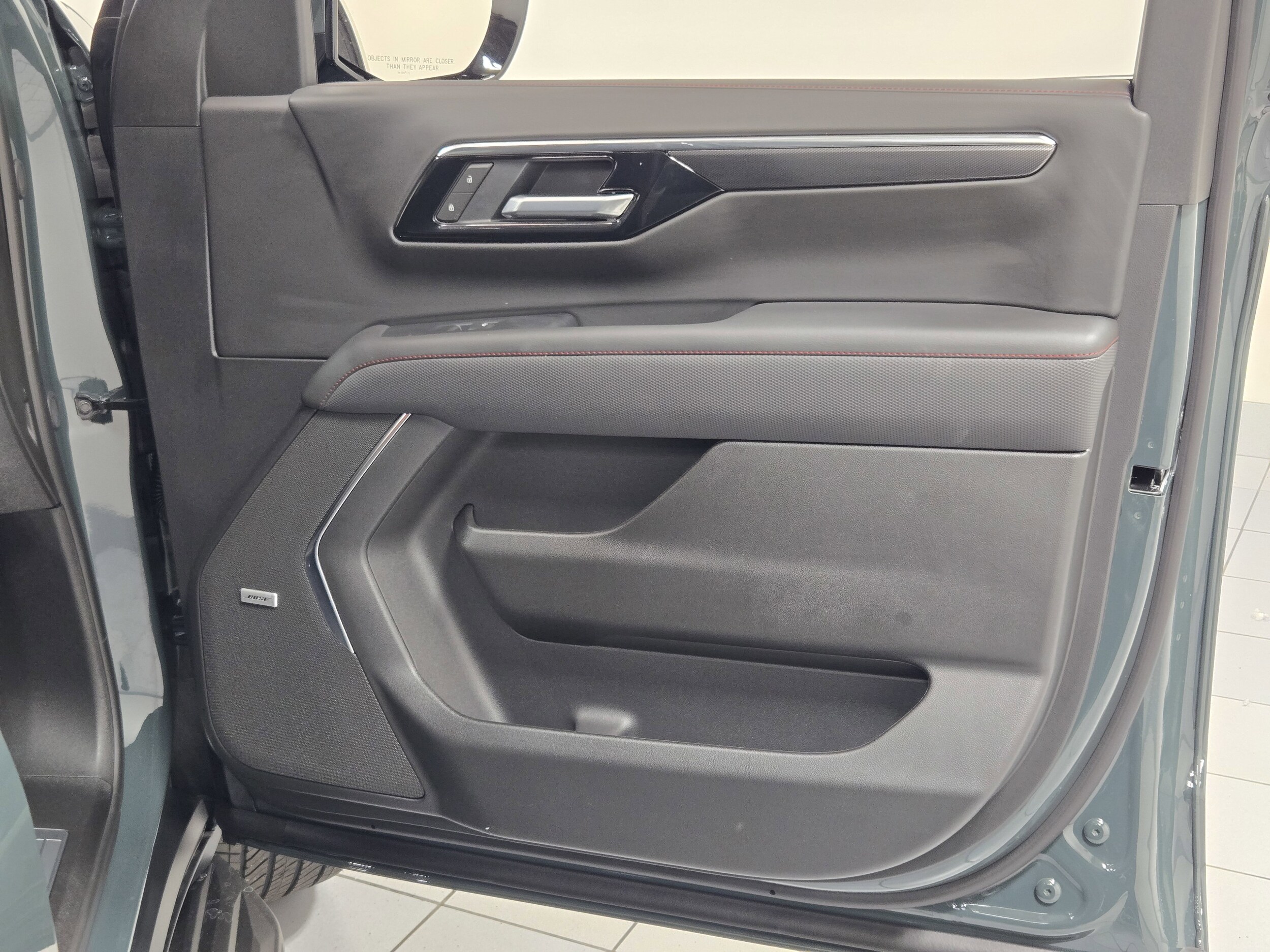 2026 Chevrolet Tahoe RST photo 4