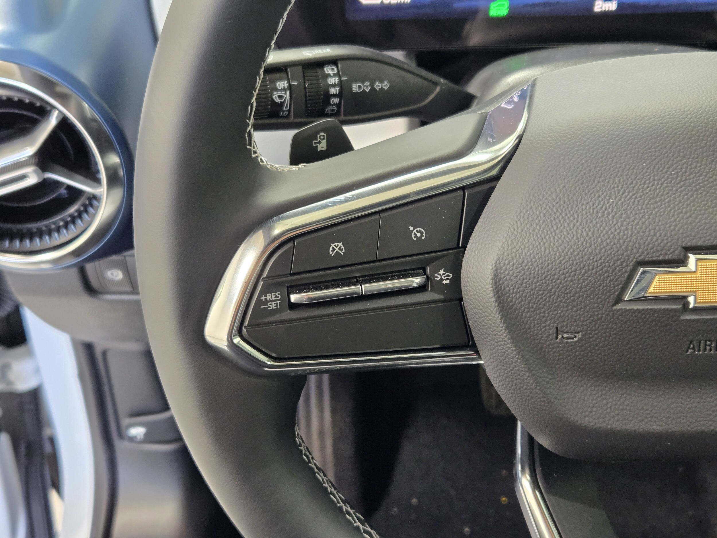 2026 Chevrolet Equinox EV 2LT - Photo 29