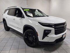 2026 Chevrolet Traverse LT SUV