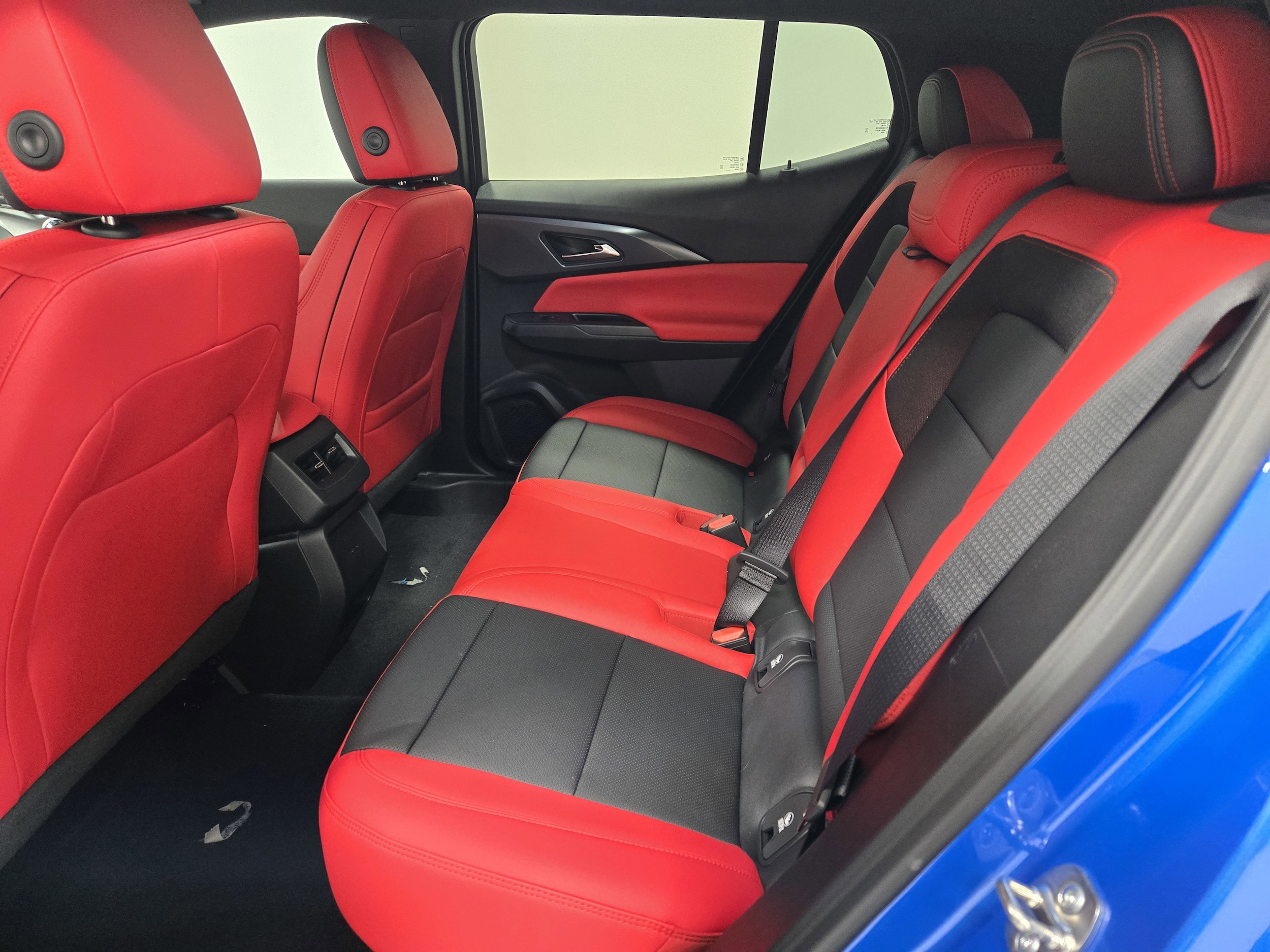 2026 Chevrolet Equinox EV RS - Photo 17