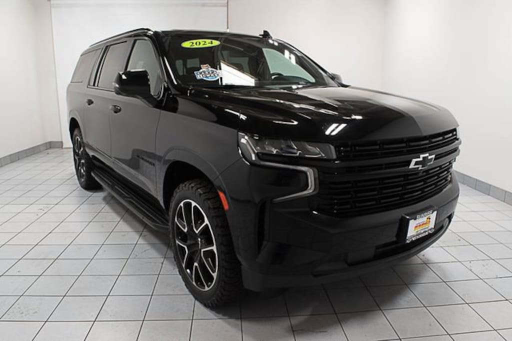 Used 2024 Chevrolet Suburban RST SUV