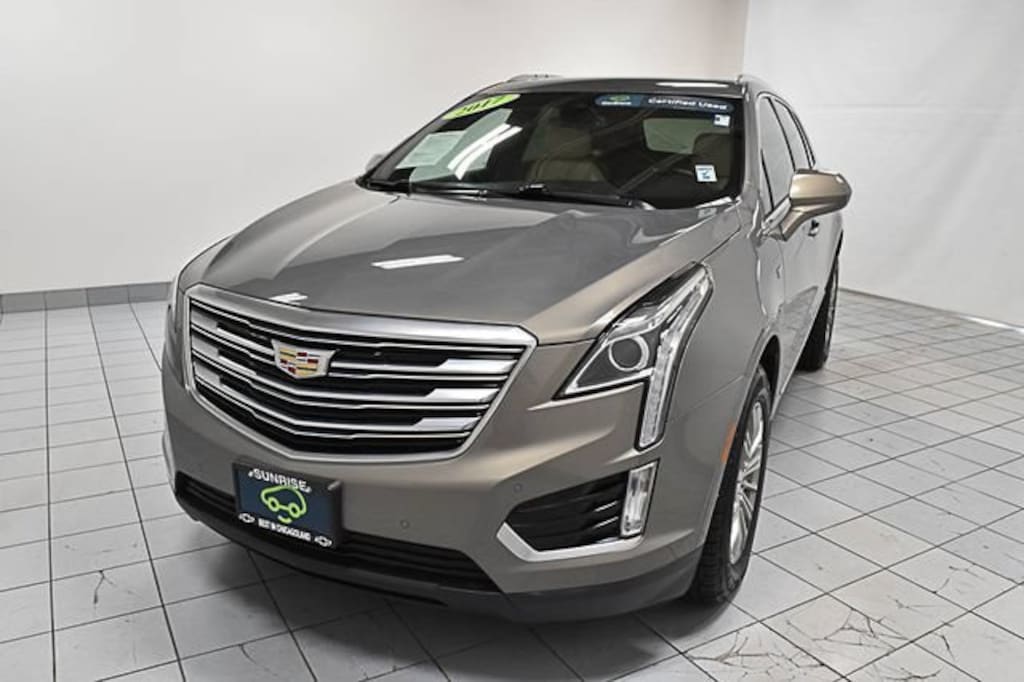 Used 2017 CADILLAC XT5 Luxury AWD SUV