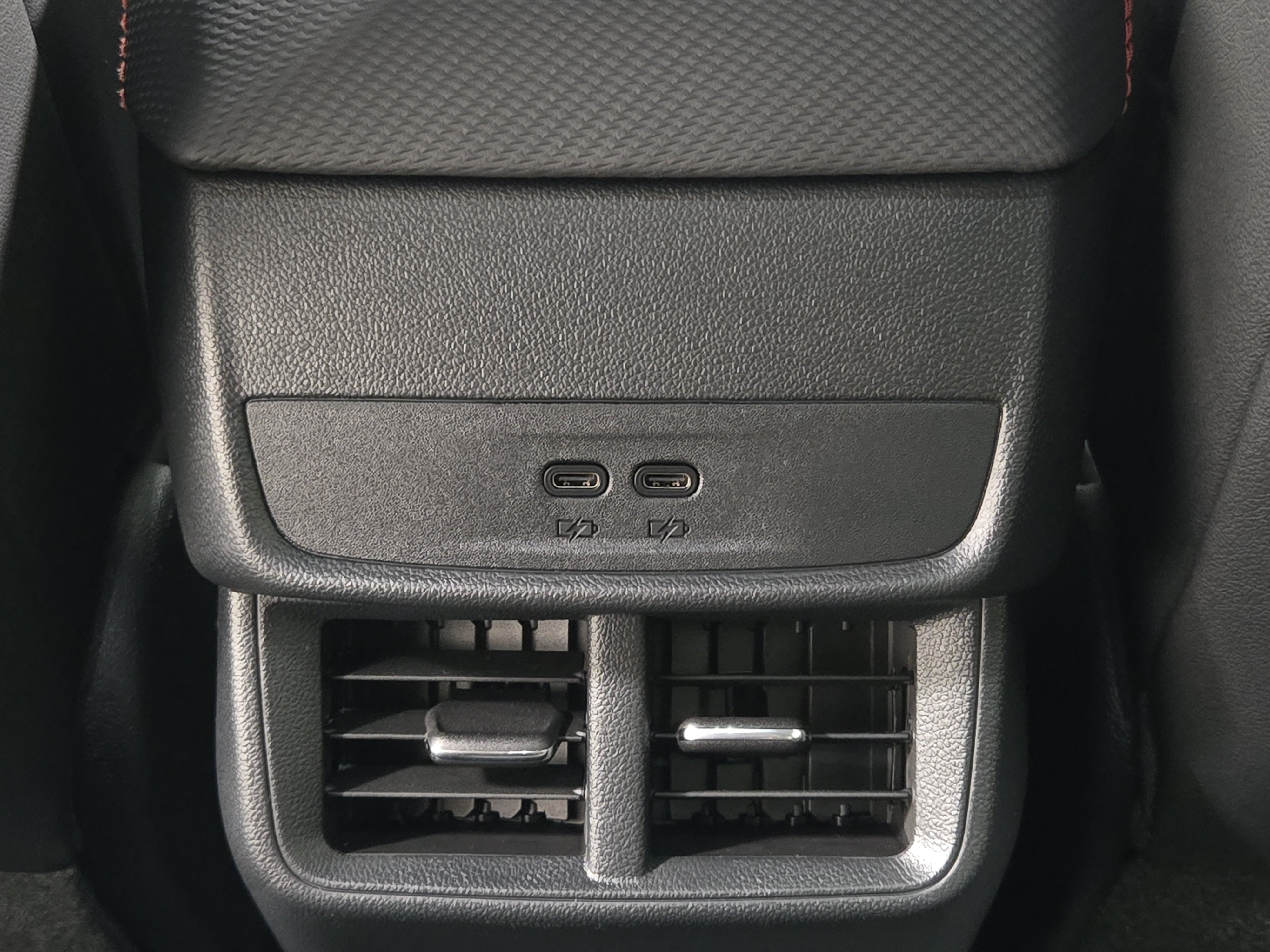 2027 Chevrolet Equinox RS - Photo 18