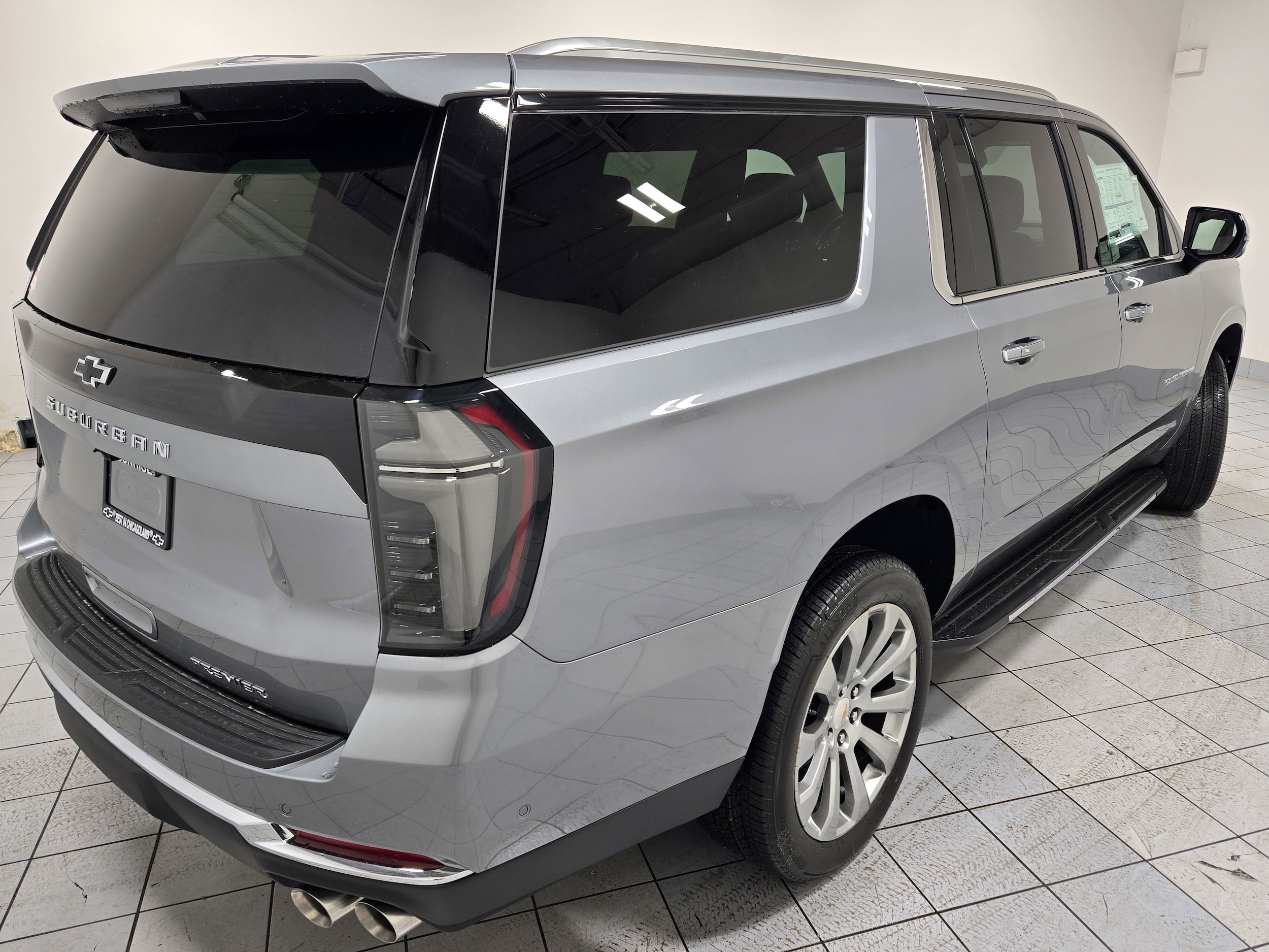 2026 Chevrolet Suburban Premier - Photo 13
