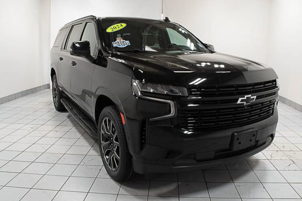 Used 2023 Chevrolet Suburban RST SUV