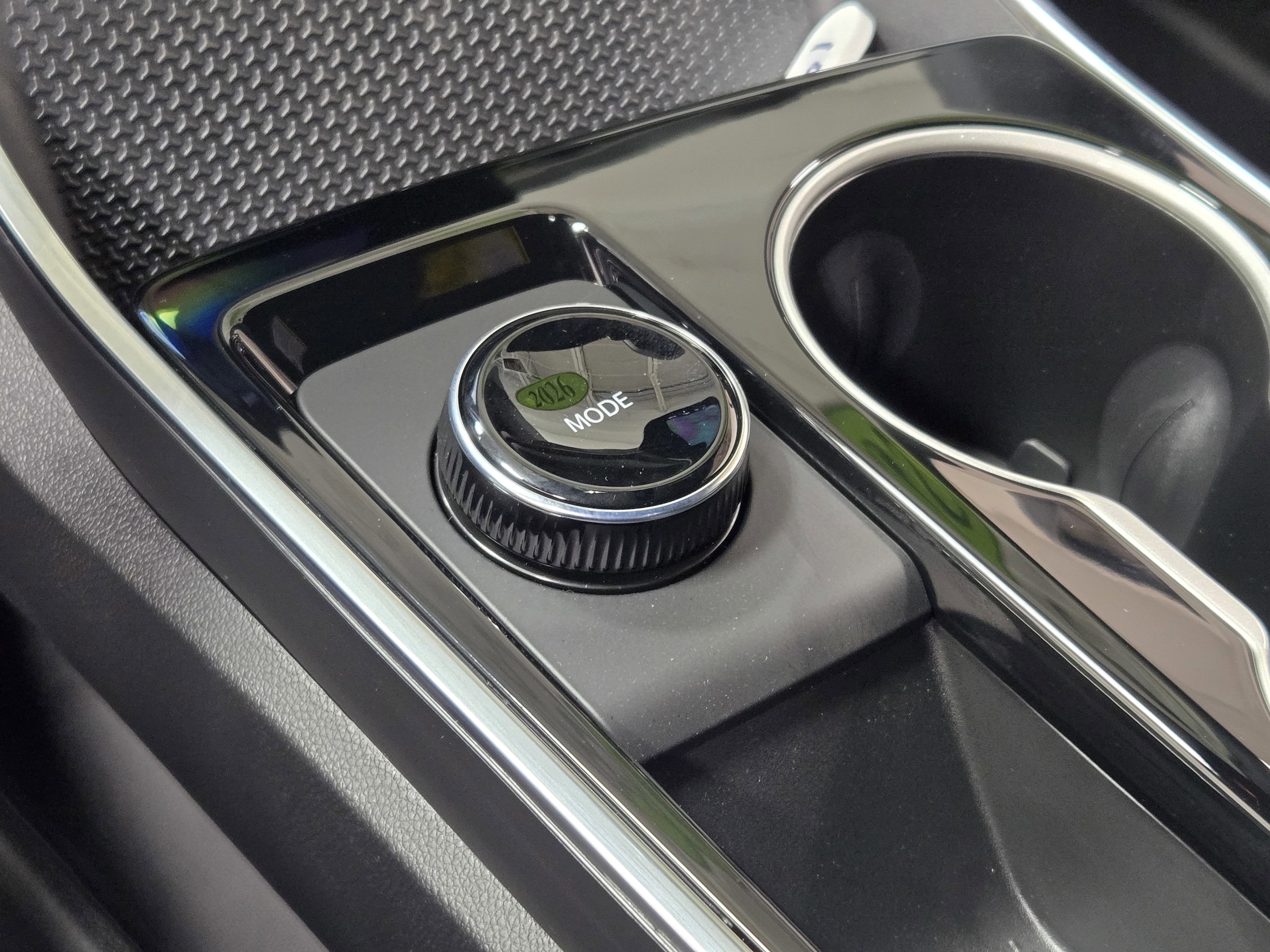 2026 Chevrolet Equinox LT - Photo 25