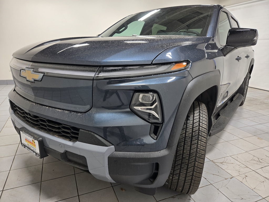 New 2026 Chevrolet Silverado EV LT - Max Range Truck