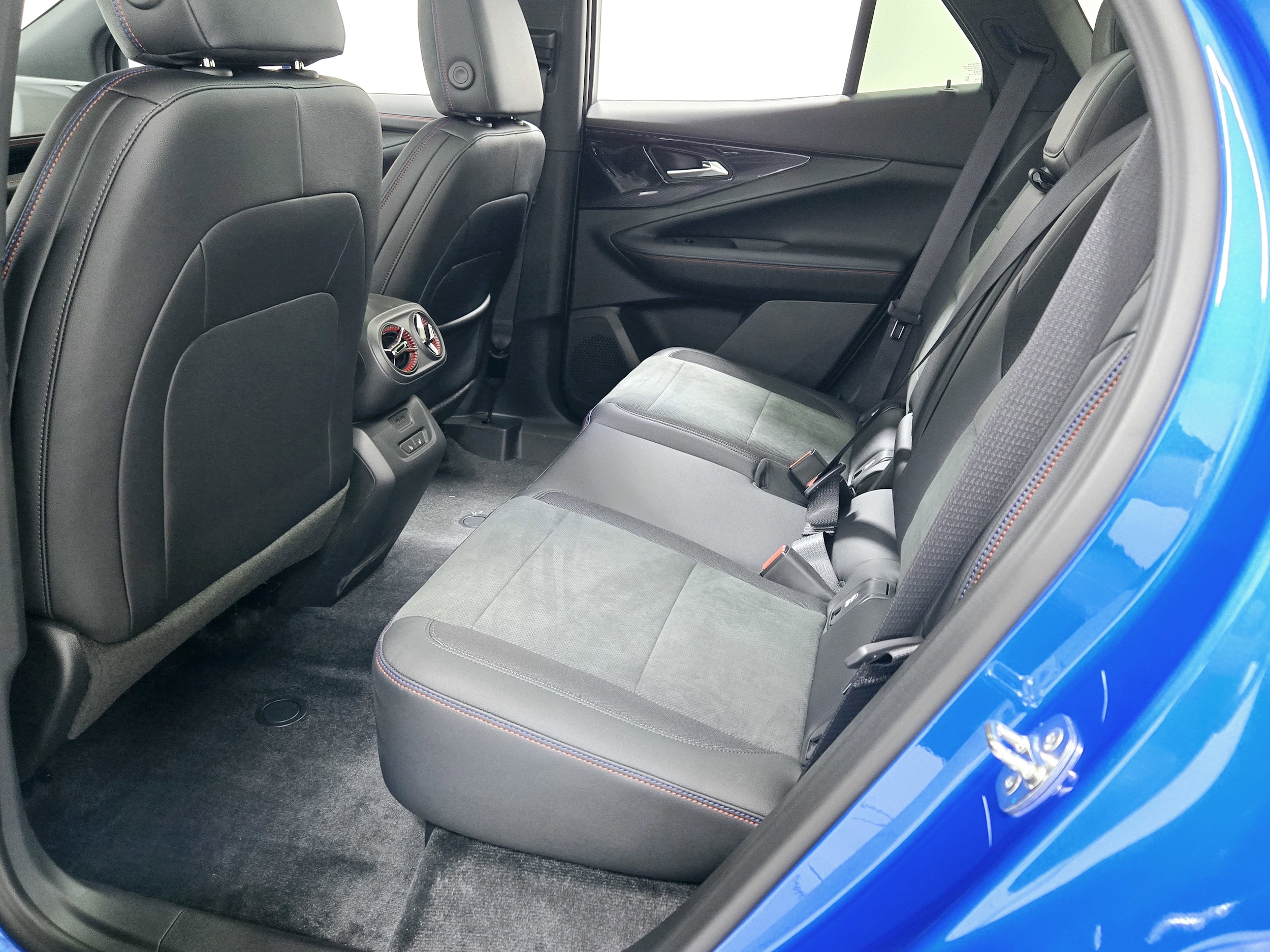 2025 Chevrolet Blazer EV RS - Photo 16