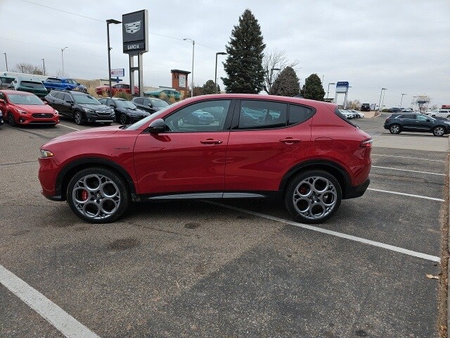 2024 Alfa Romeo Tonale Veloce photo 4