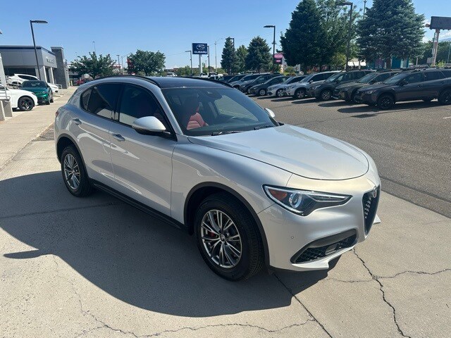 2022 Alfa Romeo Stelvio Sprint photo 3