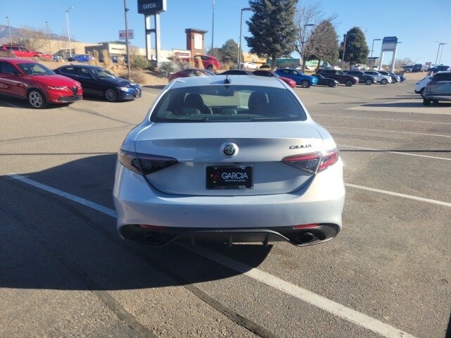 2025 Alfa Romeo Giulia SPRINT photo 4