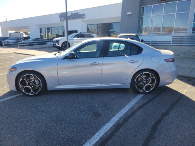 2025 Alfa Romeo Giulia SPRINT photo 2