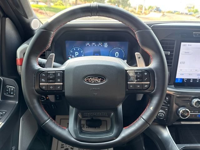 2025 Ford F-150 Raptor - Photo 17
