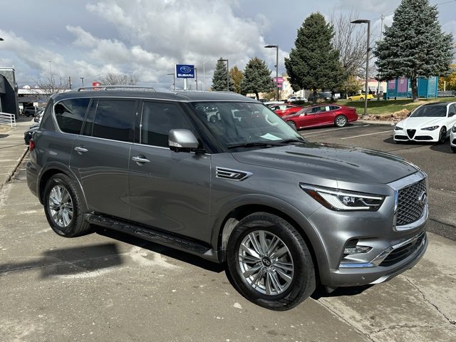 2021 Infiniti QX80 Luxe photo 4