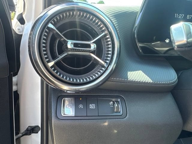 2025 Chevrolet Equinox LT - Photo 24