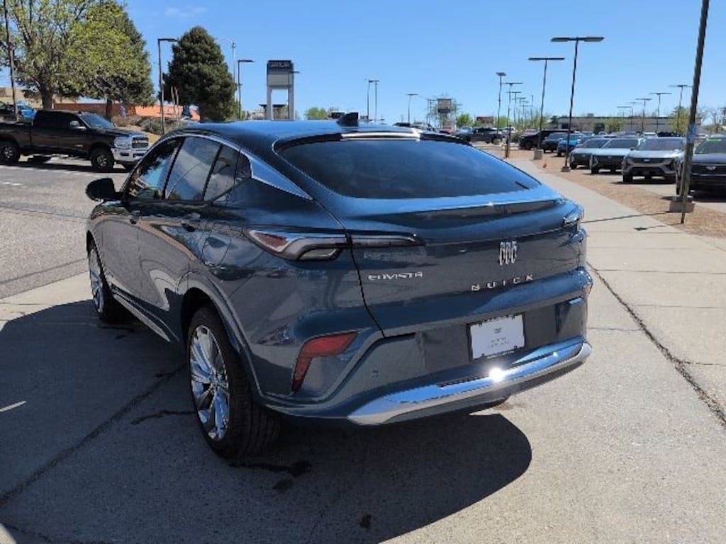 Used 2025 Buick Envista Avenir SUV