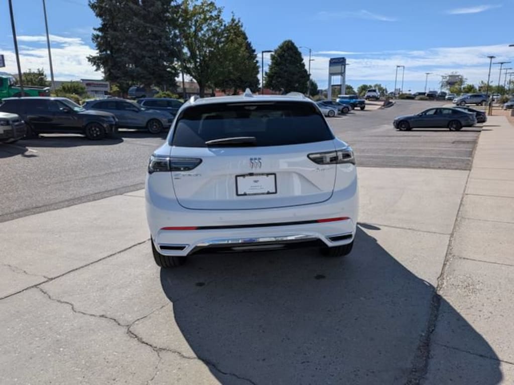 Used 2026 Buick Envision Avenir SUV