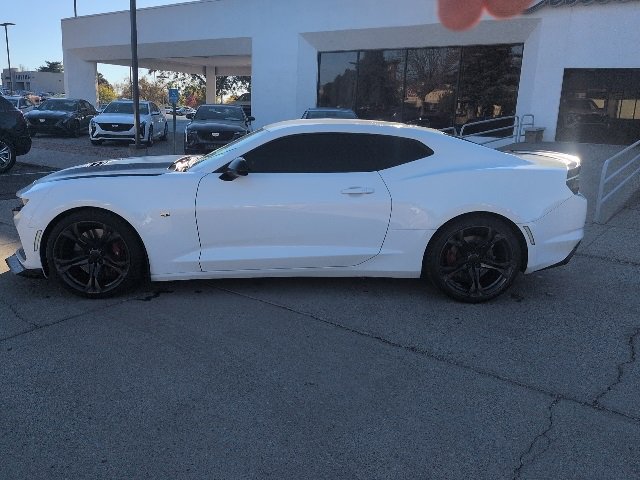2019 Chevrolet Camaro 2SS photo 2