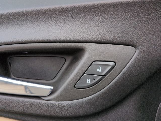 2023 Chevrolet Equinox Premier - Photo 29