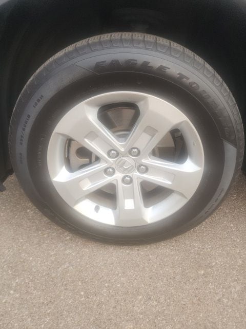 2023 Honda Pilot LX - Photo 12