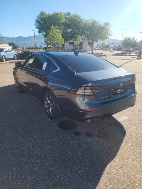 2023 Honda Accord Hybrid EX-L - Photo 11