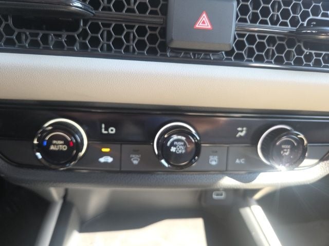 used 2025 Honda HR-V car, priced at $28,888