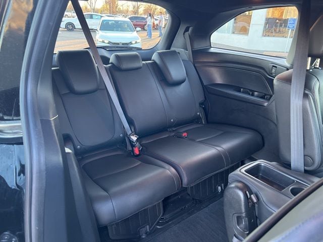 used 2024 Honda Odyssey car, priced at $35,959