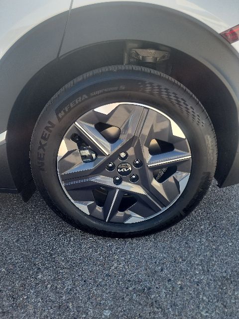 used 2025 Kia EV6 car, priced at $32,959